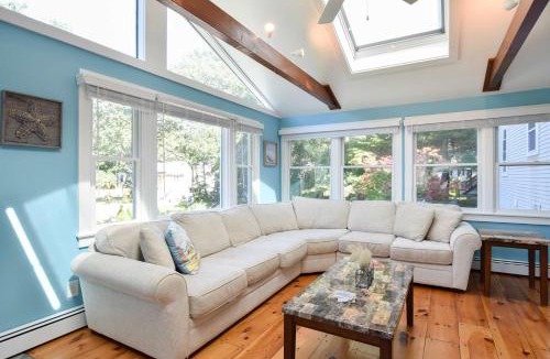 East Dennis House | Private Pool Large Deck and Game Room