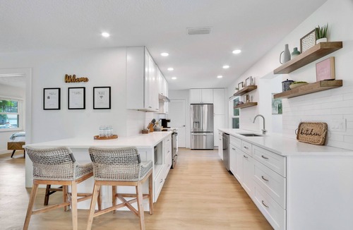 Hunt Club House | Private Pool + Bar: Palm Beach Gardens Getaway