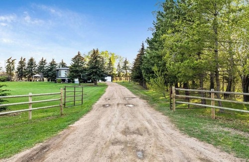 Lyalta House | Private Ranch with Hot Tub for Vacation or Events