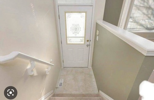 Northeast Edmonton House | Private Rooms Close to Superstore,Walmart Londonderry Mall & Costco