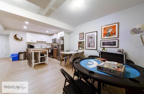 West Edmonton House | Private Suite near West Edmonton Mall with Full Kitchen, Game Lounge & In-Suite Laundry