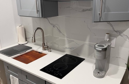 Little Haiti Apartment | Private suite w/entrance, parking, kitchen & bath. 6 min to Wynwood!