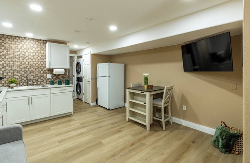 Todd Creek House | Private tiny home near Denver