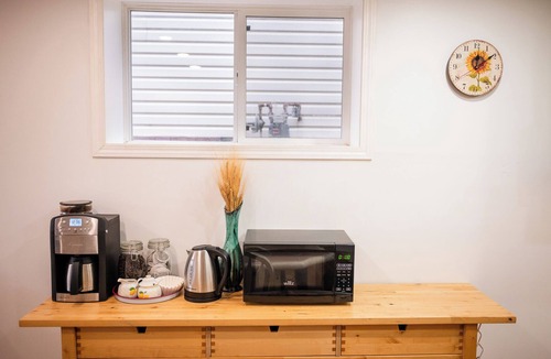 Calgary House | Private Whitehorn Basement Suite-2BR Family Suite, Sleeps 6, Airport Nearby