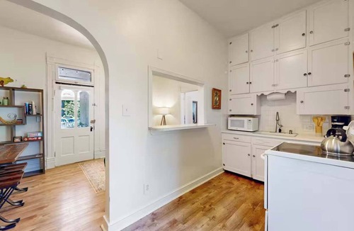Old Town House | Quaint Victorian Duplex 1/4 mile to Old Town SQ