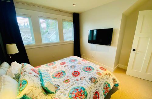 Regional District of Nanaimo Villa | Qualicum Landing Paradise