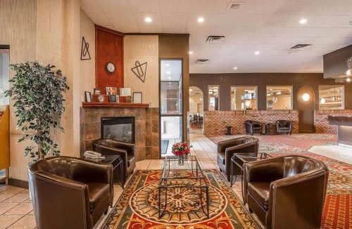 Red Deer Hotel | Quality Inn & Conference Centre
