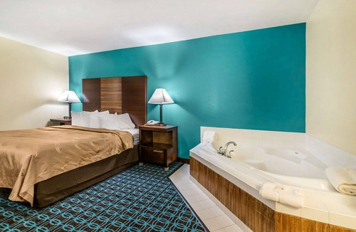 Loudon Hotel | Quality Inn Loudon-Concord