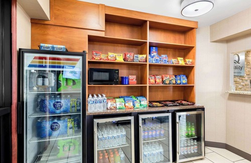 Middleburg Heights Hotel | Quality Inn Middleburg Heights near Cleveland Airport