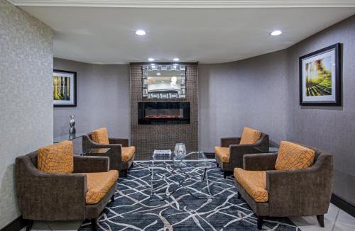 Regina Hotel | Quality Inn & Suites Regina Downtown