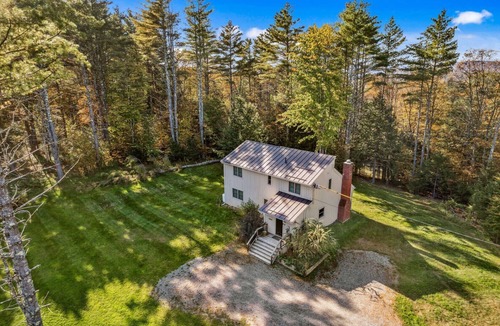Quechee House | Quechee House with Dream Kitchen & Club Access