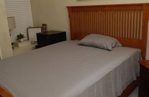Wellington House | Quiet 1-bedroom, private bath in wonderful Wellington. Gated, safe community.