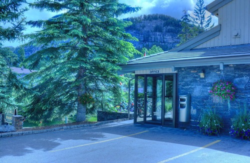 Banff Apartment | Quiet + Cozy Rockies Condo | Rundle View Balcony!