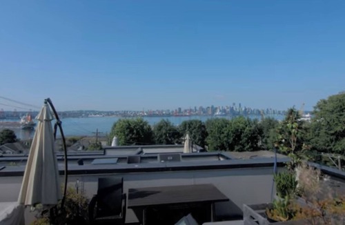 Lower Lonsdale House | Quiet Summer Rental - Modern Townhouse with Views in Lower Lonsdale