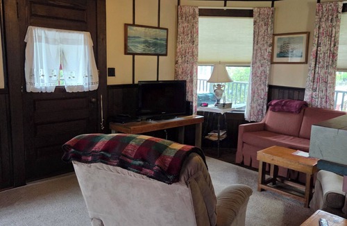 Ocean Park Cottage | Quintessential Ocean Park Beach Cottage