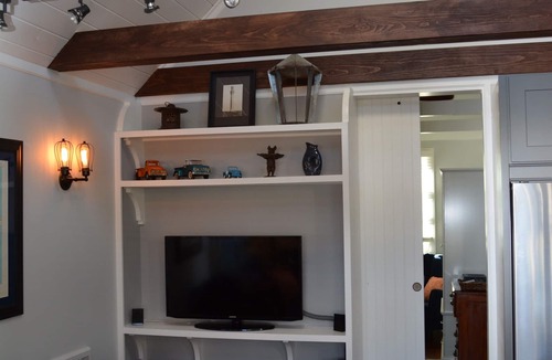 Provincetown Cottage | Quintessential Cape Cod cottage, near Town Center, 1 block to Commercial St