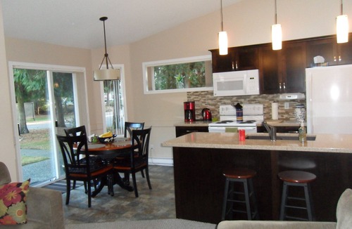 Regional District of Nanaimo Condo | Rathtrevor Beach Condo