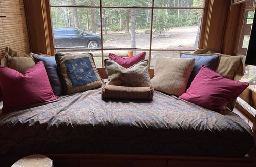 Almont Cabin | Real log cabin close to skiing in winter and outdoor activities in summer & fall