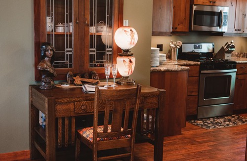 Tomahawk House | Red Cloud Point Retreat - Luxe Peninsula Escape on Lake Mohawksin
