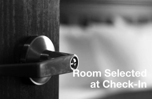 Saanich Hotel | Red Lion Inn and Suites Victoria