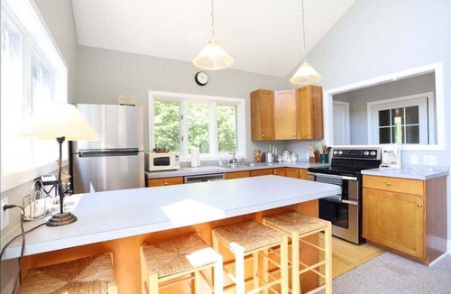 Campton House | Relax in the White Mountains, Pet Friendly Home