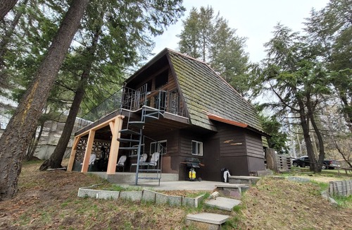 East Kootenay House | Relaxing and Cozy