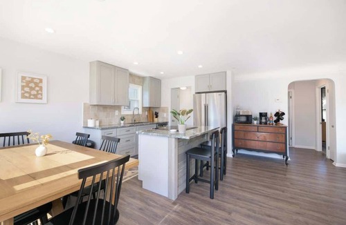 Parma House | Remodeled 4 Bedroom With a Game Room!