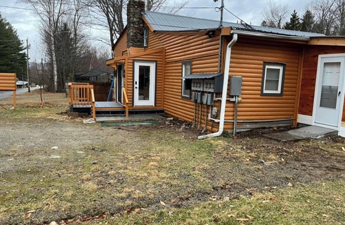 Bethlehem Cabin | Remodeled cabin near Franconia and Brentton Woods unit 4