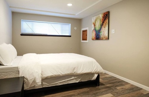 Coquitlam House | Remodelled 3 bdrm guest suite