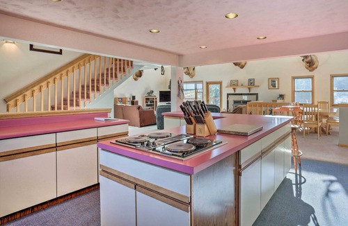 Glenrock Cabin | Remote WY Ranch w/170 Acres & Views Galore!