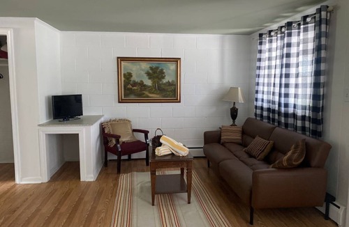 Holderness Hotel | Renovated Lake Suite 2, Kitchen, Private Beach + Dock Access, Not Dog Friendly
