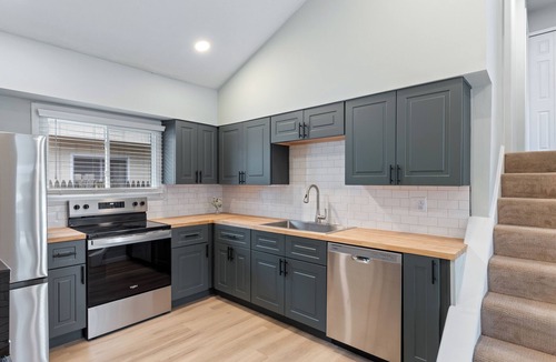 Chippewa Lake House | Renovated, Walk to the Lake, Firepit & Pet Friendly