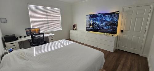 West Palm Beach House | Rent W Palm Beach