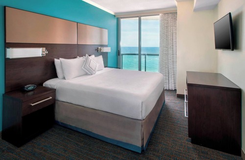 Pompano Beach Hotel | Residence Inn Fort Lauderdale Pompano Beach/Oceanfront