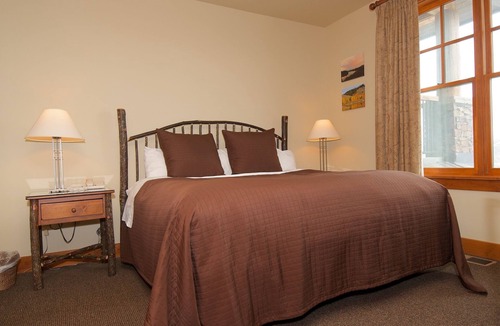 Jackson Condo | Resort Luxury Setting Right in Town on Snow King