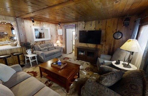 Red River House | Ridgeview Lodge