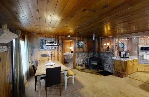 Red River House | Ridgeview Lodge