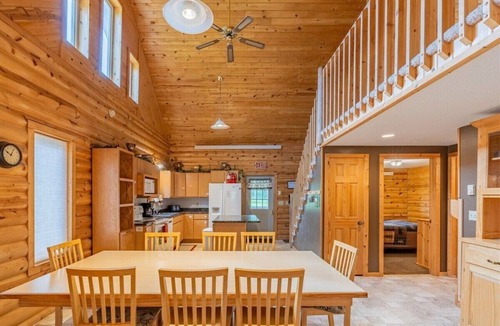 Hill City Cabin | Ripplin Creek Haven | 3 Bed, 2 Bath