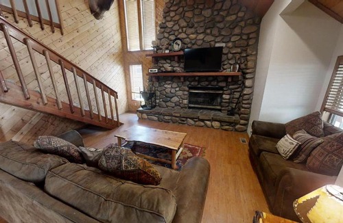 Red River House | River Charm Lodge