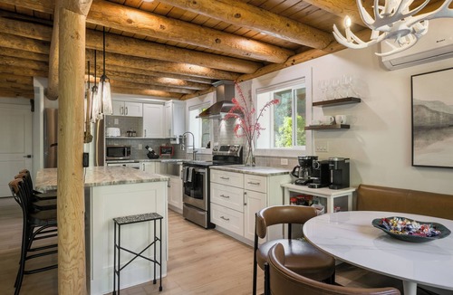 Jemez Springs Cabin | River Oasis & Hot Springs Nearby