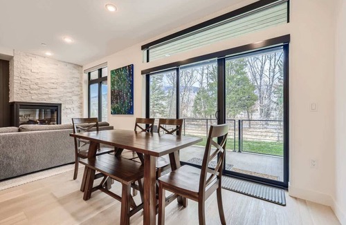 Silverthorne Condo | River View Retreat | Central Locale to it All!