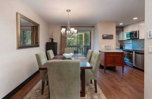 Aspen Apartment | Riverfront Aspen Condo: Pool, Hot Tub, & Views!