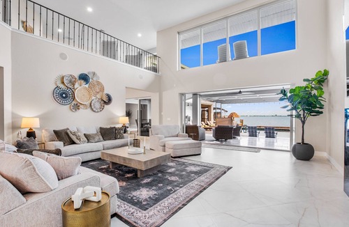Caloosahatchee House | Riverfront Riviera Outdoor TV's/Hotub/Tanning Deck