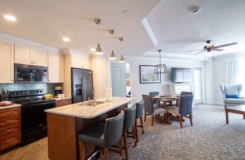 Lincoln Hotel | RiverWalk Resort at Loon Mountain