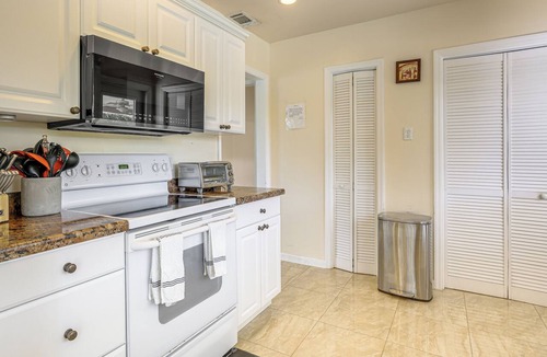 Singer Island House | Riviera Beach Vacation Home w/Pool: Walk to Beach