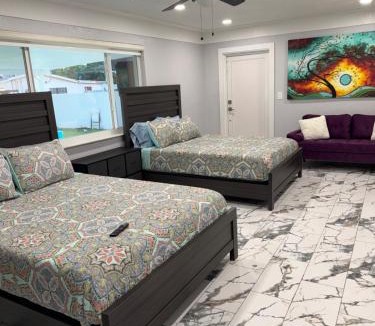 Miami Gardens Villa | RJ Home Away From Home LLC
