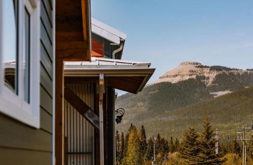Nordegg House | Roamer's Nook