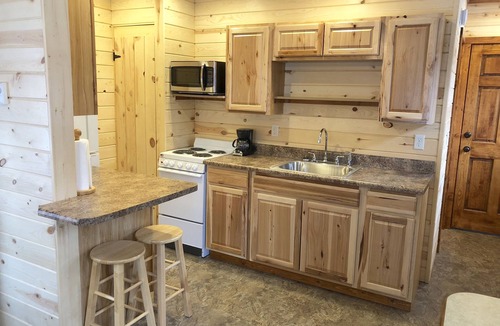 Rockerville Hotel | Rockerville Lodge & Cabins