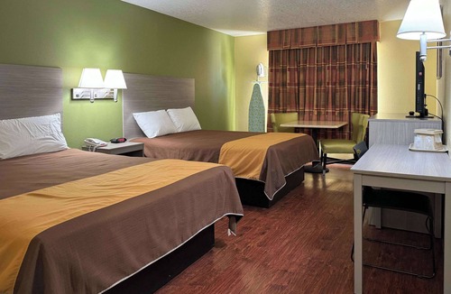 Moriarty Hotel | Rodeway Inn Moriarty