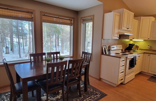 Chitek Lake Cottage | Ronnie's "Reel em Inn" Cozy retreat in Northern Saskatchewan.